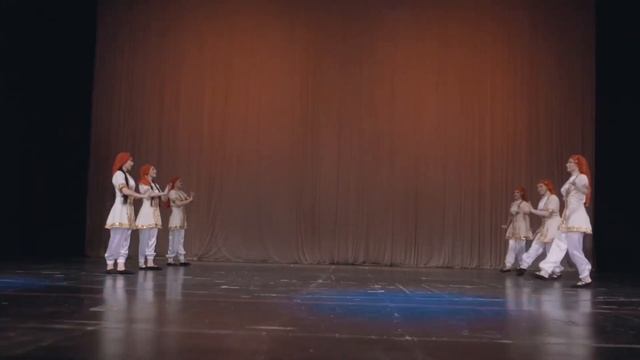 Азербайджанские танцы от девочек Светы смотреть онлайн