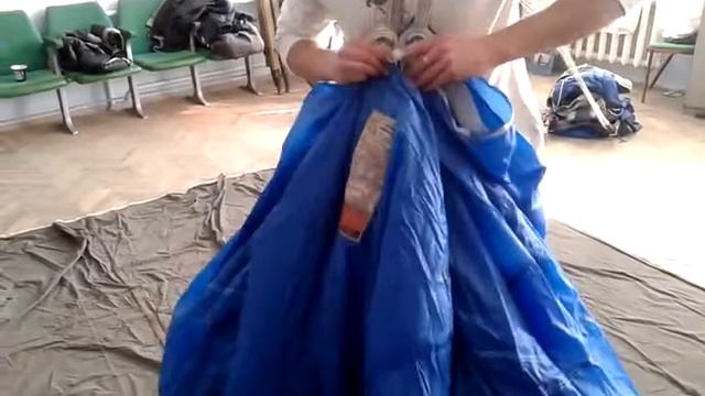 Укладка парашюта типа крыло Часть 1 смотреть онлайн
