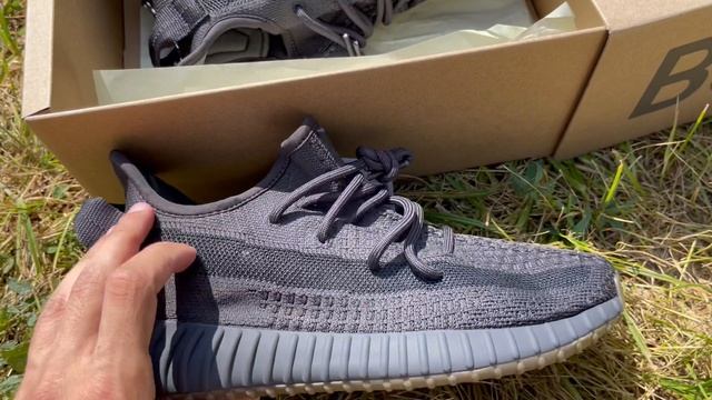 Adidas YEEZY Boost 350 V2