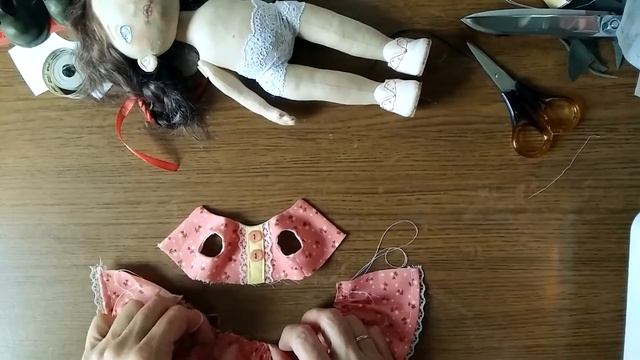 Как сшить простое платье на куклу. Часть 2. смотреть онлайн