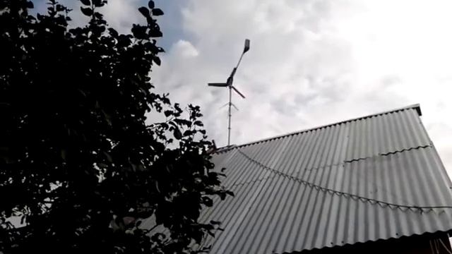 самодельный ветрячек при сильном ветре смотреть онлайн