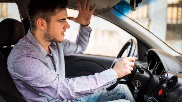 multiple de escape FISURADO SINTOMAS смотреть онлайн