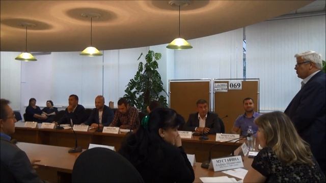 Встреча исполняющего обязанности главы управы района Южное Медведково с населением 05.09.2018 смотреть онлайн