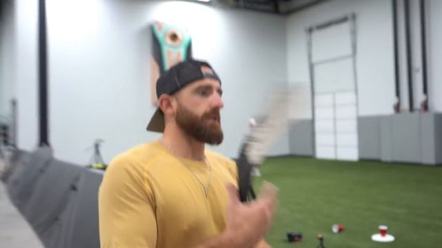 DUDE PERFECT HEADQUARTERS: I GOT A TRICKSHOT! (BEHIND THE SCENES VLOG) смотреть онлайн