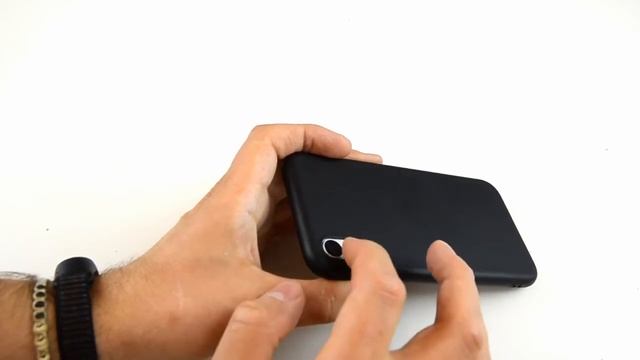 Чехол IPhone XR: недорогая TPU накладка черного цвета