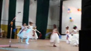 Танец "Нежность" в исполнении детей подготовительной группы д/сада #3с. Баурчи