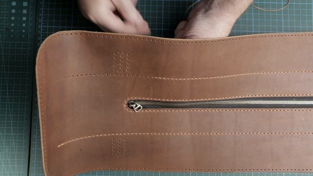 How to make a leather Travel Bag | Tutorial and pattern download смотреть онлайн