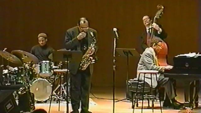 John Coltrane and Charlie Parker Blew My Mind - Ernie Watts смотреть онлайн