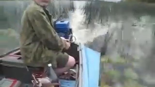 Подвесной лодочный мотор болотоход bawad 113 По зарослям рогоза Катаем смотреть онлайн