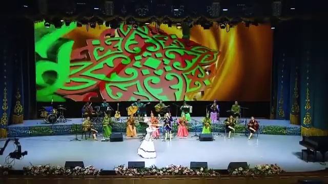 NURSULTAN OSPANULY - AK BAYAN folk ensamble SAryarka Korkem Sholoshova смотреть онлайн