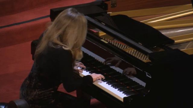 Laura Magnani, piano performs L. van Beethoven Sonata No.8 in C Minor ("Pathetoque") Op. 13 смотреть онлайн