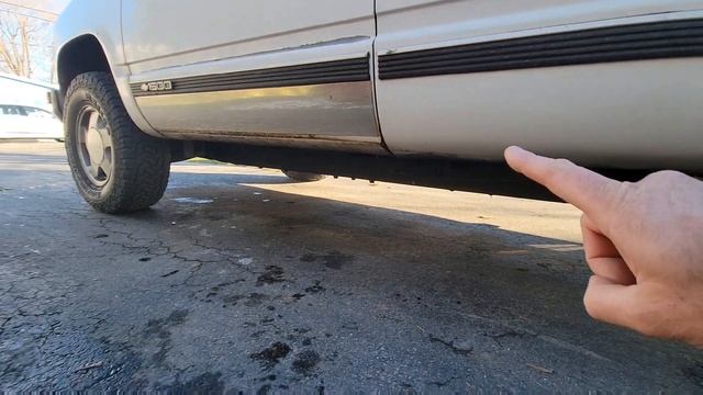 1996 Chevy K1500 Z71 4x4. Let's Walk Around This Good OBS Truck. смотреть онлайн