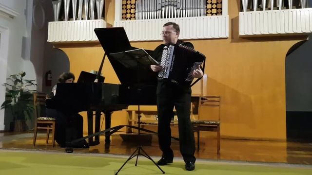 R.Galliano - Tango pour Claude смотреть онлайн