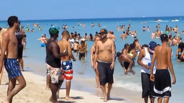 MIAMI. Student holidays at South Beach. Florida. USA. смотреть онлайн