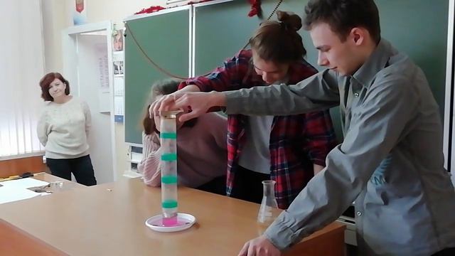 Наглядная физика. Атмосферное давление. смотреть онлайн