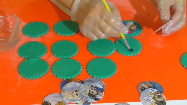 Украшение капкейков Как украсить капкейки ТОППЕРАМИ /// Olya Tortik Домашний Кондитер смотреть онлайн