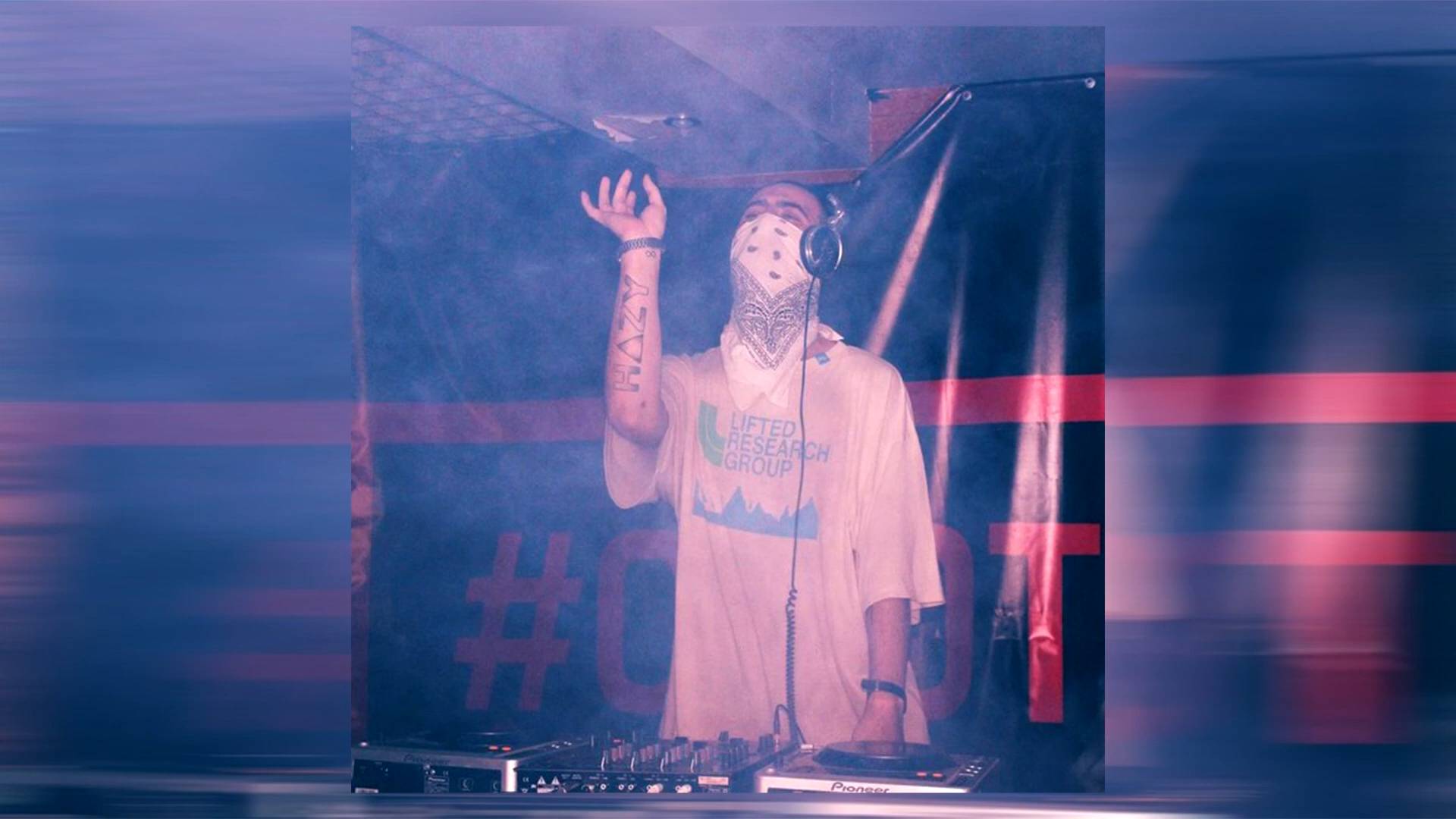Summer Of Haze (Rare Mix) смотреть онлайн