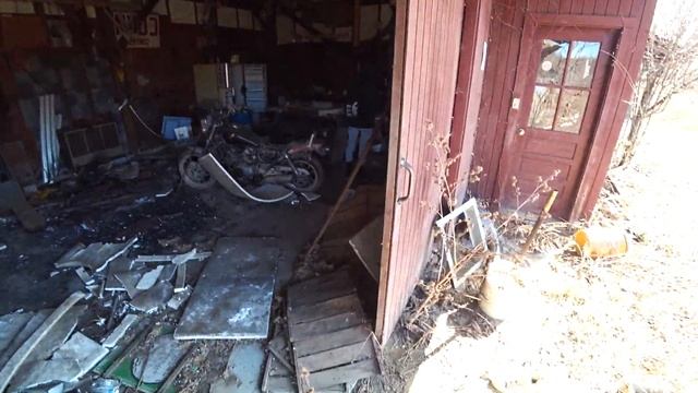 НАШЛИ БАЙК ЗАБРОШЕННАЯ ФЕРМА В США смотреть онлайн