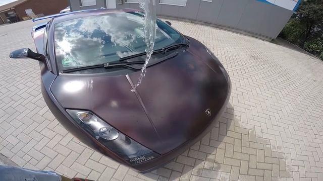 Авто-хамелеон- как Lamborghini за секунду меняет окрас смотреть онлайн