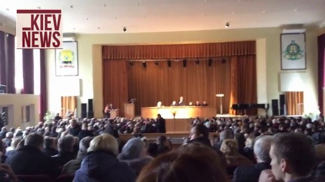 В Донецке сегодня решалась судьба медицинского университета смотреть онлайн