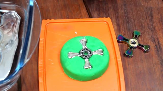 КАК СДЕЛАТЬ СПИННЕР!hand spinner!спиннер своими руками!трюки со спиннером!спиннер обзор!diy spinner смотреть онлайн