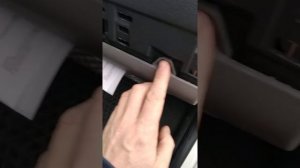 Не работает печка в режиме 123! Снятие резистора отопителя салона на VW T5 2008г