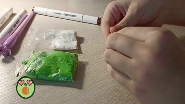 ? Как слепить 2 половинки авокадо ? из воздушного пластилина. Авокадик // DIY with Mari смотреть онлайн