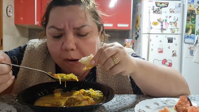 МУКБАНГ ? ОБАЛДЕННЫЙ УЖИН/MUKBANG ?SOPA DE MARISCO