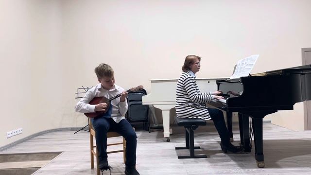 «Зимние мелодии» Бурдин Алексей (10 лет) смотреть онлайн