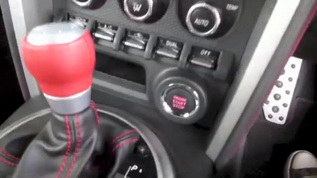 2012 TOYOTA GT86 Lmited Exterior & Interior смотреть онлайн