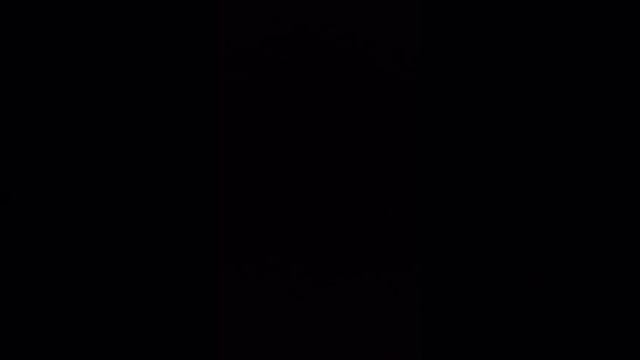 Tetona and J battle it out in a game called what you know about that. смотреть онлайн