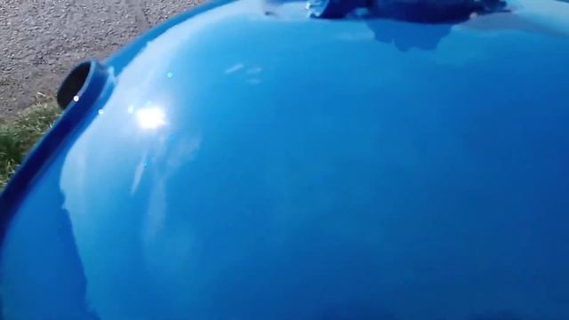 RAL5017 with turquoise metallic particles in the sun смотреть онлайн