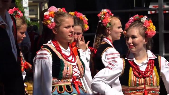 Торонто. Украинцы в Канаде смотреть онлайн