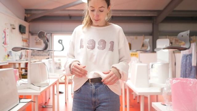 Sewing School Vlog | Last day of Lockdown in the shop | Day in the Life смотреть онлайн