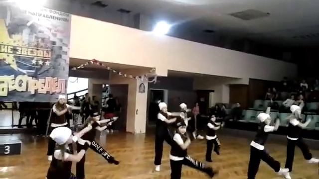 Крутой танец. смотреть онлайн