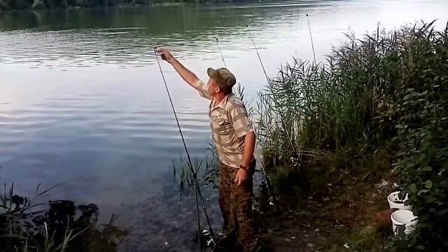 ночная рыбалка в августе.... смотреть онлайн