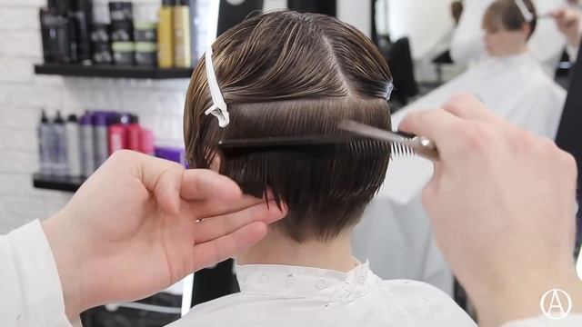 Современная женская короткая стрижка смотреть онлайн