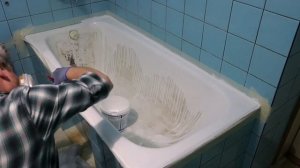 How to paint an old cast iron bath / как покрасить чугунную ванну #diy #how #howto #покраска
