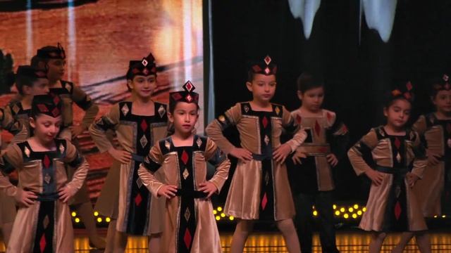 ARARAT DANCE STUDIO - Los Angeles, Artistic director and choreograph Armine- Zaruhi Khachatryan смотреть онлайн