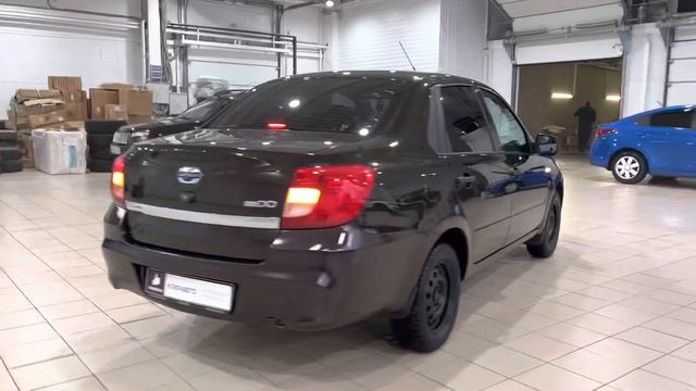 Дацун коричневый смотреть онлайн