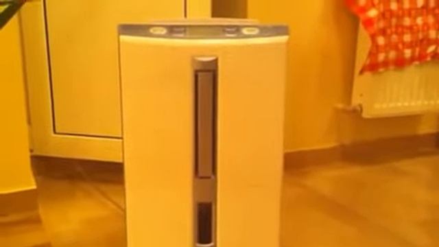 Осушитель воздуха Mitsubishi Electric MJ-E16VX смотреть онлайн