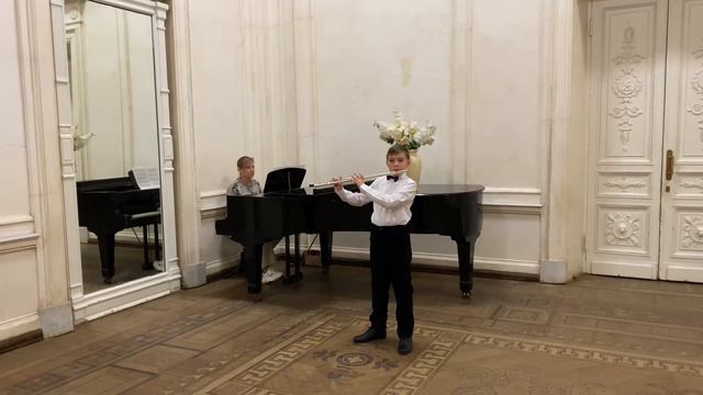 Ю.Н. Должиков «Хорошее настроение» смотреть онлайн