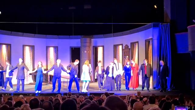 Поклоны)) Театр Моссовета. Горе от ума смотреть онлайн