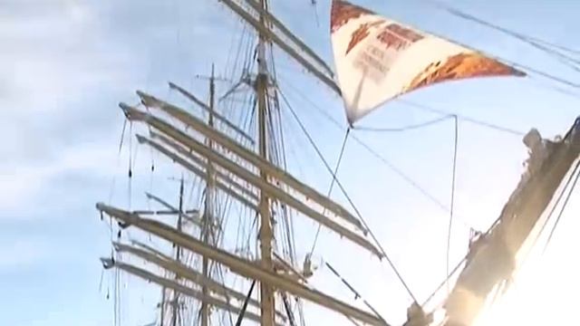 Море любит сильных, сильные любят спорт смотреть онлайн