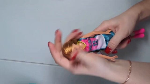 Шарнирная Стейси! Обзор куклы Barbie из серии 