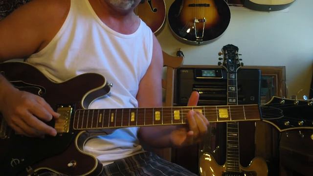 Epiphone Riviera SOLD SOLD Japan on ebay now or call 714-548-0385 to order off ebay $585 смотреть онлайн