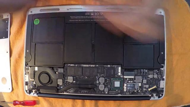 DIY - Changing Apple Macbook Air 11