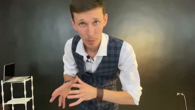 УРОК 4 - Фон и рабочее пространство смотреть онлайн