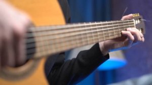 Гитарист из России Вытворяет Лунную сонату на гитаре ( Филиппов Илья )