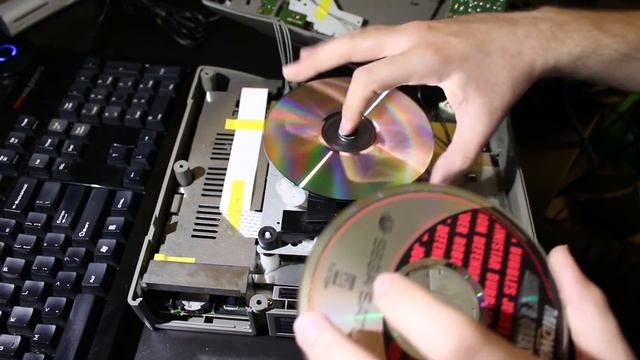 How to Softmod Your Sega Saturn | Pseudo Saturn Install Tutorial смотреть онлайн